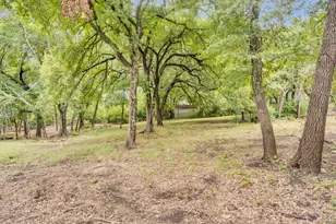 2016 Adams Ln S, Azle, TX 76020 - Photo 17