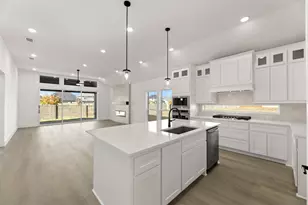 2136 Valencia Dr, Little Elm, TX 75068 - Photo 11