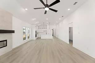 2136 Valencia Dr, Little Elm, TX 75068 - Photo 15