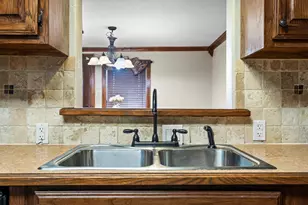 801 E Main St, Tioga, TX 76271 - Photo 13