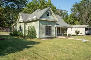 801 E Main St, Tioga, TX 76271 - Photo 3