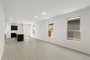 1733 Mdw Crst Dr, Aubrey, TX 76227 - Photo 15