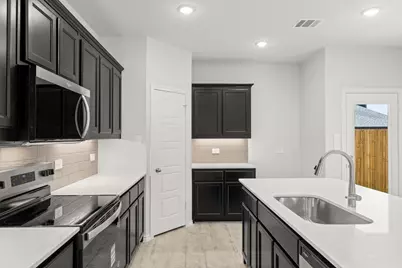 1733 Meadow Crest Drive, Aubrey, TX 76227 - Photo 25