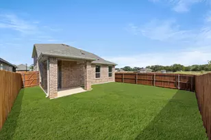 1733 Mdw Crst Dr, Aubrey, TX 76227 - Photo 39