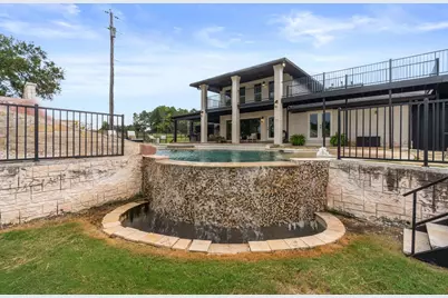 2402 Country Club Road, Ennis, TX 75119 - Photo 29