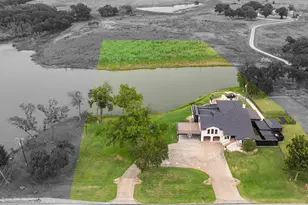 2402 Country Club Rd, Ennis, TX 75119 - Photo 1