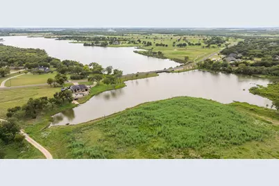 2402 Country Club Road, Ennis, TX 75119 - Photo 31