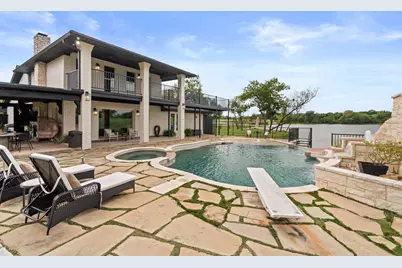 2402 Country Club Road, Ennis, TX 75119 - Photo 3