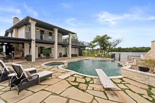 2402 Country Club Rd, Ennis, TX 75119 - Photo 3