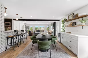 2402 Country Club Rd, Ennis, TX 75119 - Photo 7