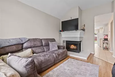 108 Hunter Drive, Cedar Hill, TX 75104 - Photo 5