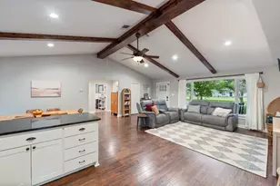 518 W Kansas St, Van, TX 75790 - Photo 9