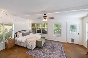 518 W Kansas St, Van, TX 75790 - Photo 13