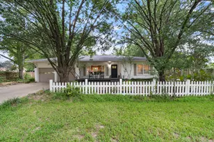 518 W Kansas St, Van, TX 75790 - Photo 3