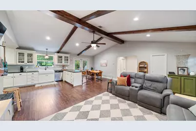 518 W Kansas Street, Van, TX 75790 - Photo 7