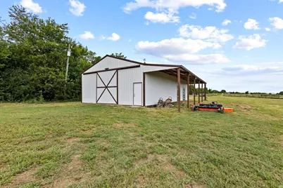 2972 County Road 4826, Wolfe City, TX 75496 - Photo 9