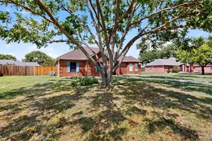 4313 Haverhill Ln, Sachse, TX 75048 - Photo 3