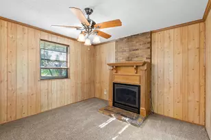 724 E Main St, Pilot Point, TX 76258 - Photo 11