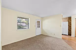 724 E Main St, Pilot Point, TX 76258 - Photo 21