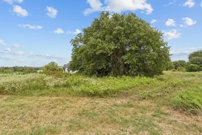 1087 Glenoaks Drive, Weatherford, TX 76088 - Photo 9