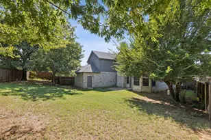 915 Inverness Cir, Highland Village, TX 75077 - Photo 37