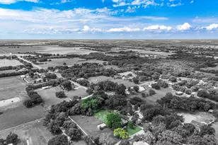 104 Mockingbird St, Ector, TX 75439 - Photo 3