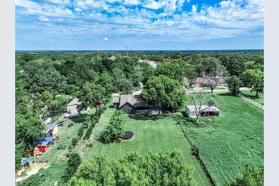 104 Mockingbird Street, Ector, TX 75439 - Photo 33