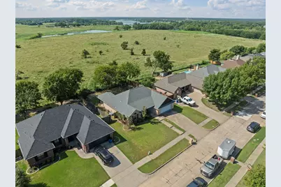 1207 Louise Lane, Ennis, TX 75119 - Photo 25