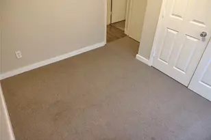 13849 Leinsper Green St, Dallas, TX 75240 - Photo 19