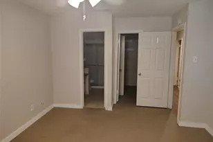 13849 Leinsper Green St, Dallas, TX 75240 - Photo 9