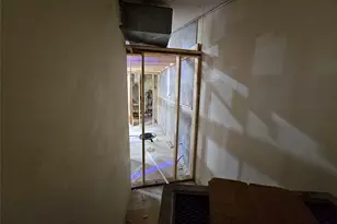 705 Fair Ave, Gainesville, TX 76240 - Photo 27