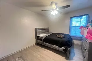 1108 N Elm St, Denton, TX 76201 - Photo 11