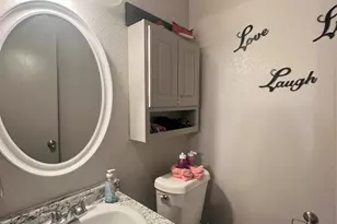 1108 N Elm St, Denton, TX 76201 - Photo 9