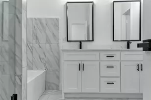 1304 Hemphill St, Greenville, TX 75401 - Photo 13