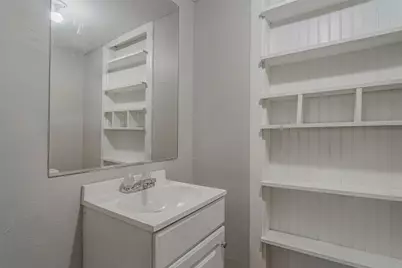 306 N Front Street, Savoy, TX 75479 - Photo 11