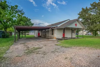306 N Front Street, Savoy, TX 75479 - Photo 1