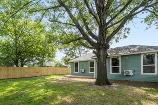 405 E 9th St, Kemp, TX 75143 - Photo 35