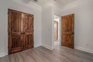 302 N Front St, Savoy, TX 75479 - Photo 23