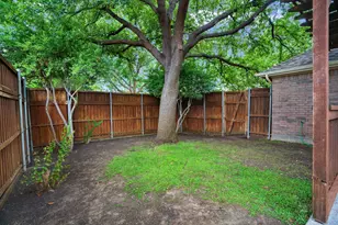 2339 Campfire Ln, Frisco, TX 75033 - Photo 29