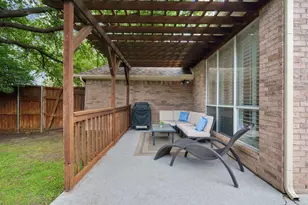 2339 Campfire Ln, Frisco, TX 75033 - Photo 27