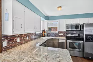 114 Baker B Ranch Rd, Trinidad, TX 75163 - Photo 9