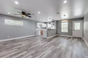 13329 Lenosa Ln, Dallas, TX 75253 - Photo 3