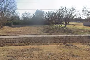 1118 N Lancaster Hutchins Rd, Lancaster, TX 75146 - Photo 1