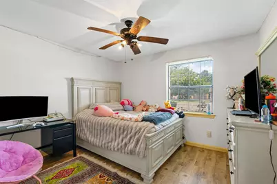 100 Countryside Drive, Arlington, TX 76014 - Photo 23