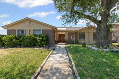 100 Countryside Drive, Arlington, TX 76014 - Photo 1