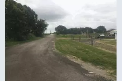 7193 Old Talley Rd Trlr 7 Road, San Antonio, TX 78253 - Photo 5