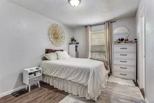 5524 Truman Dr, Fort Worth, TX 76112 - Photo 5