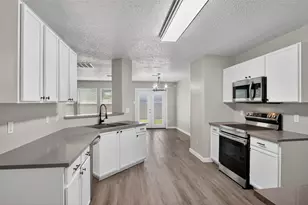 8412 Widgeon Way, Dallas, TX 75249 - Photo 39