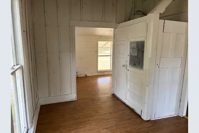 811 W 8th Street, Cisco, TX 76437 - Photo 21