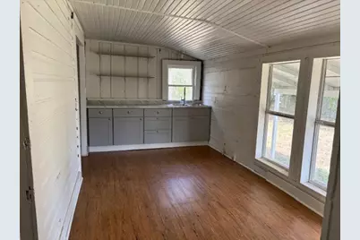 811 W 8th Street, Cisco, TX 76437 - Photo 13